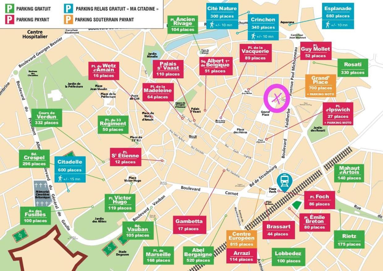 Au Coeur De La Grand Place Arras Eksteriør bilde
